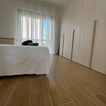 La Casa Di Arianna Tatil Evi Marina Di Carrara